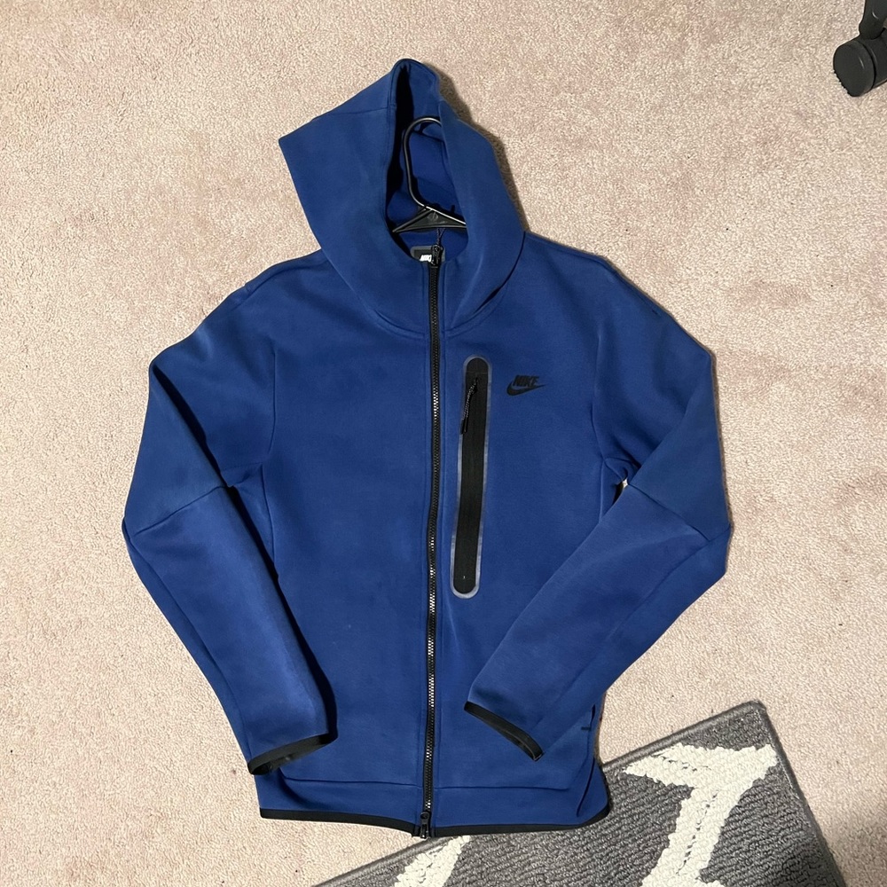 Nike tech hoodie
